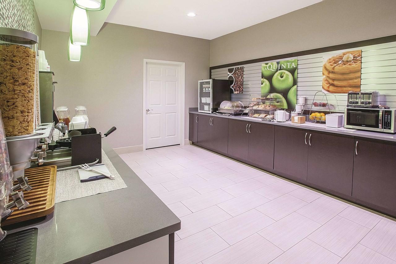 La Quinta By Wyndham Cedar Rapids - thumb 31