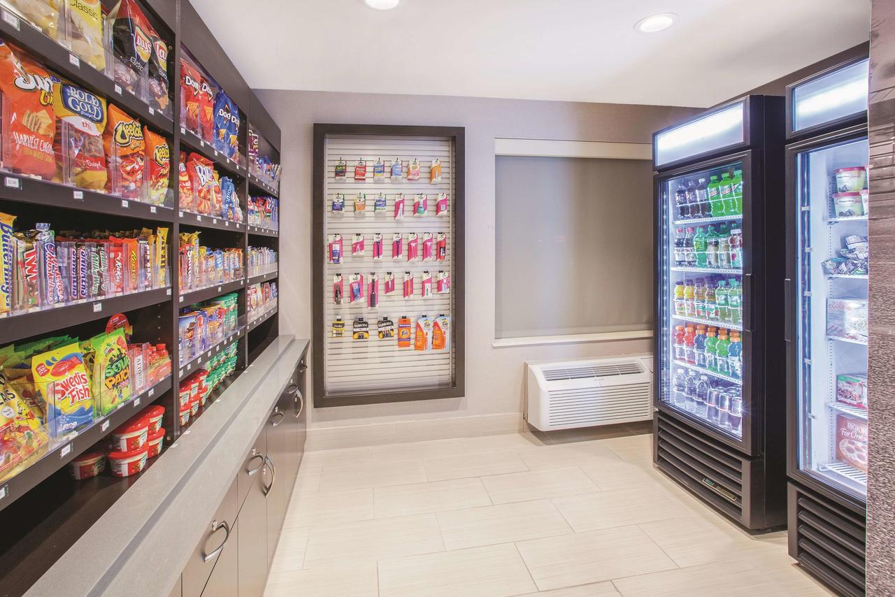 La Quinta By Wyndham Cedar Rapids - thumb 9