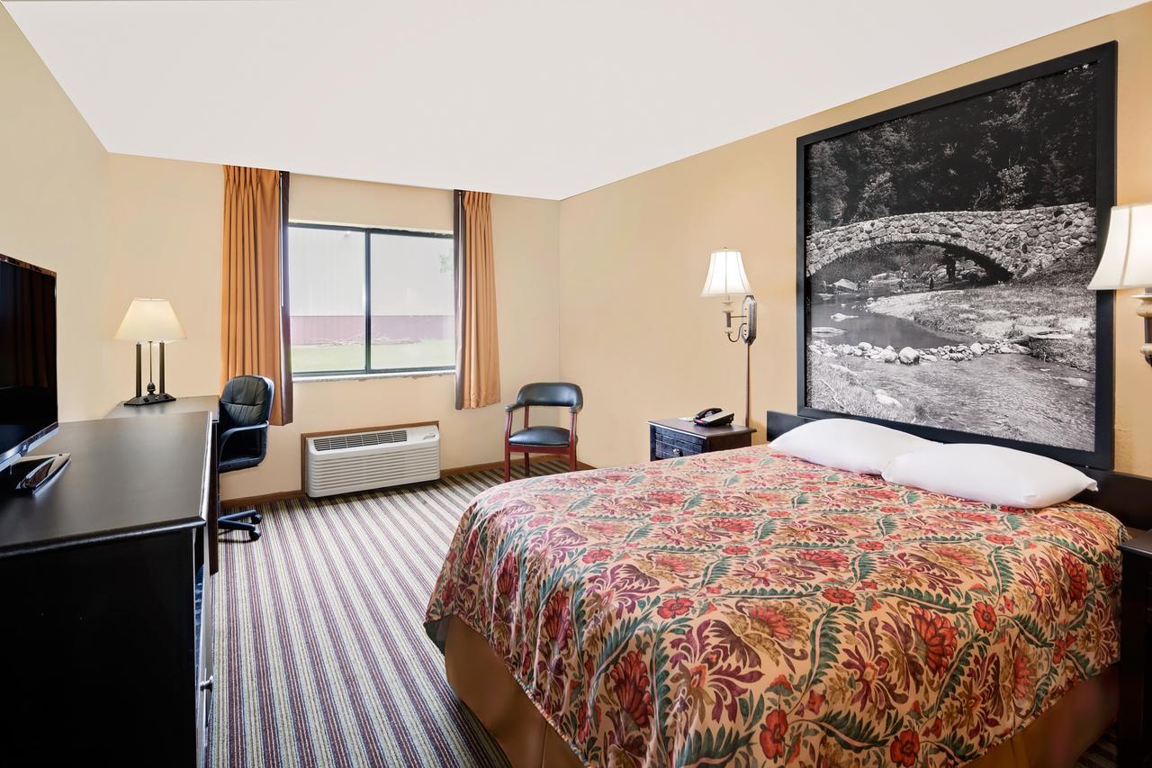 Super 8 By Wyndham Iowa Falls - thumb 7