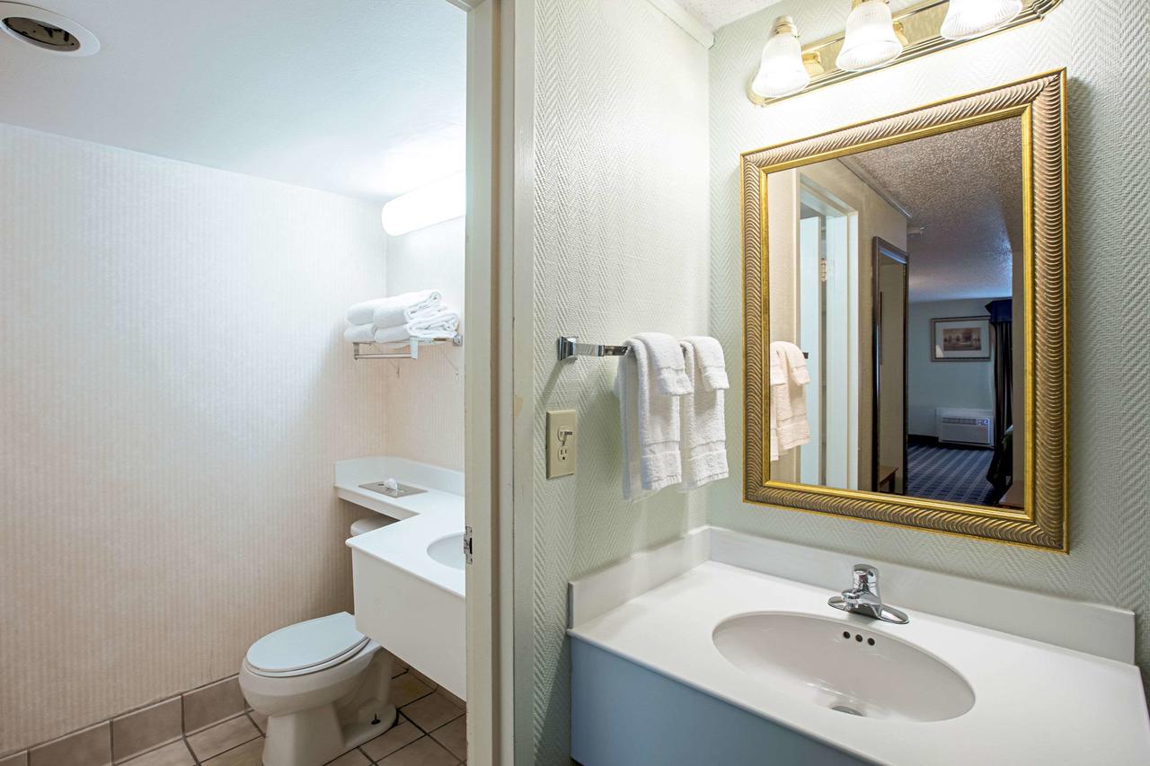 Quality Inn And Suites Council Bluffs - thumb 16