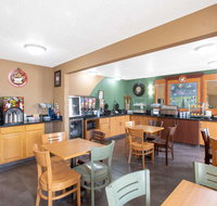 AmericInn by Wyndham Council Bluffs - Tourism House