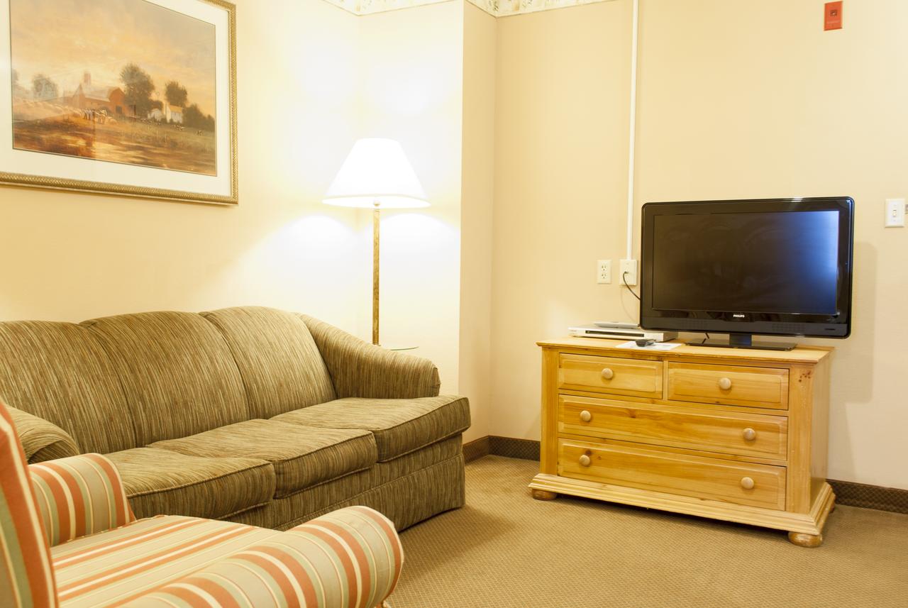 Country Inn & Suites By Radisson, Cedar Falls, IA - thumb 30