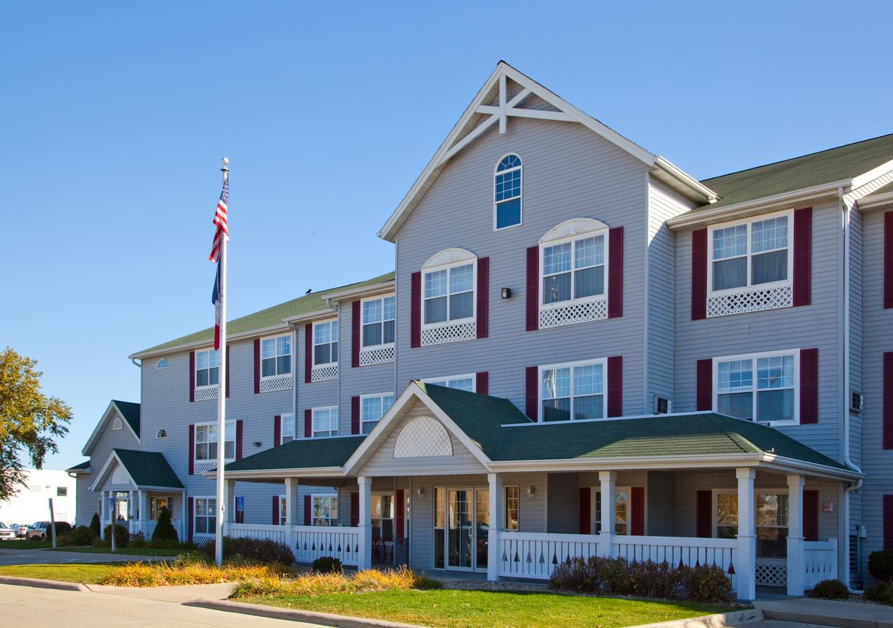 Country Inn & Suites By Radisson, Cedar Falls, IA - thumb 0