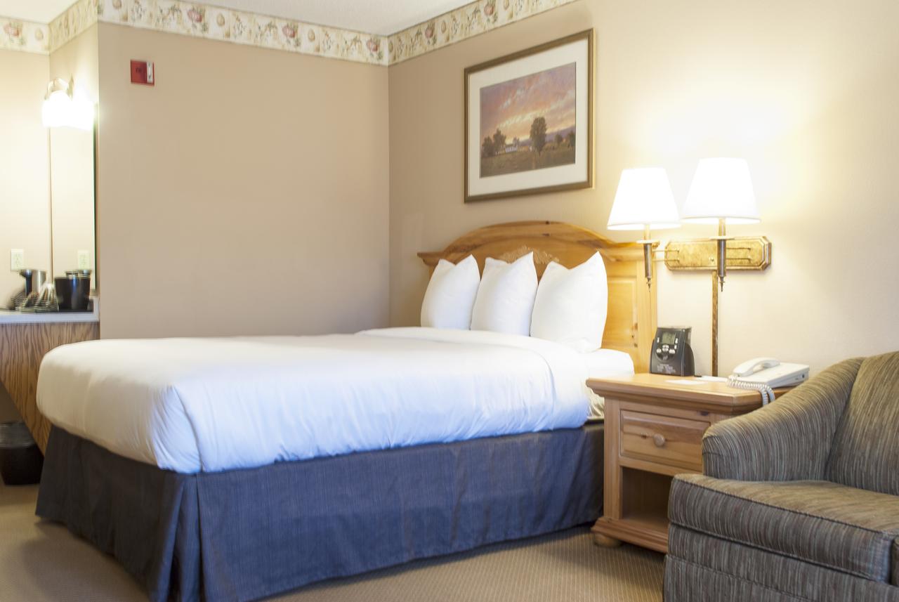 Country Inn & Suites By Radisson, Cedar Falls, IA - thumb 12