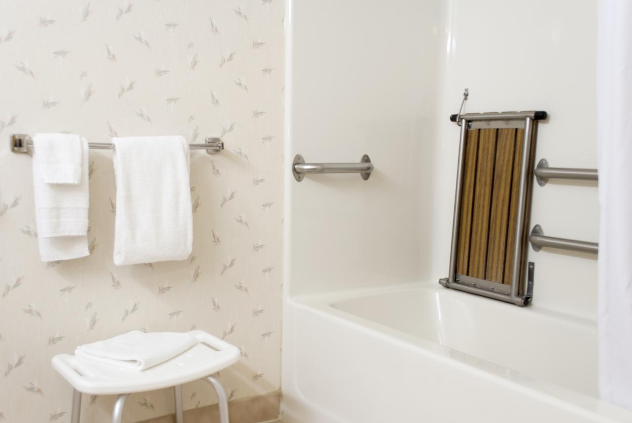 Country Inn & Suites By Radisson, Cedar Falls, IA - thumb 9