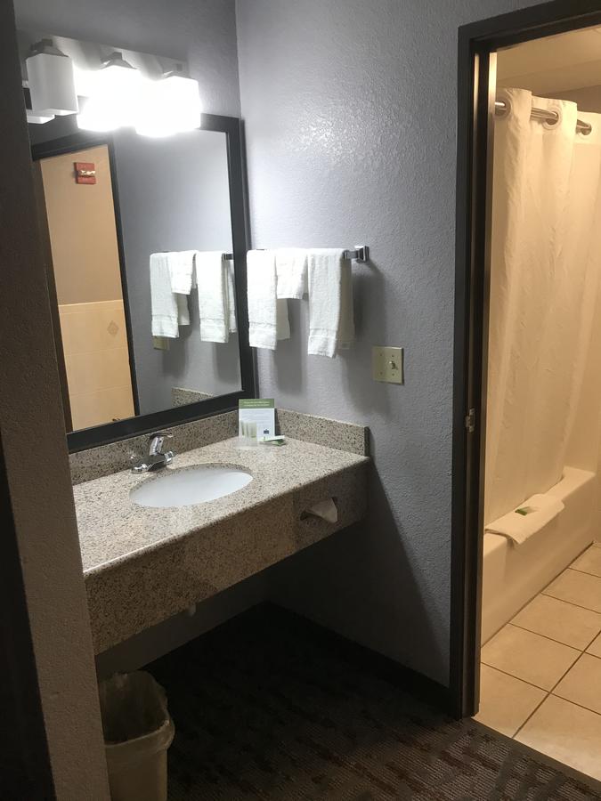 AmericInn By Wyndham Ankeny/Des Moines - thumb 10