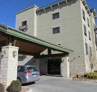 Parkwood Inn  Suites - Tourism House