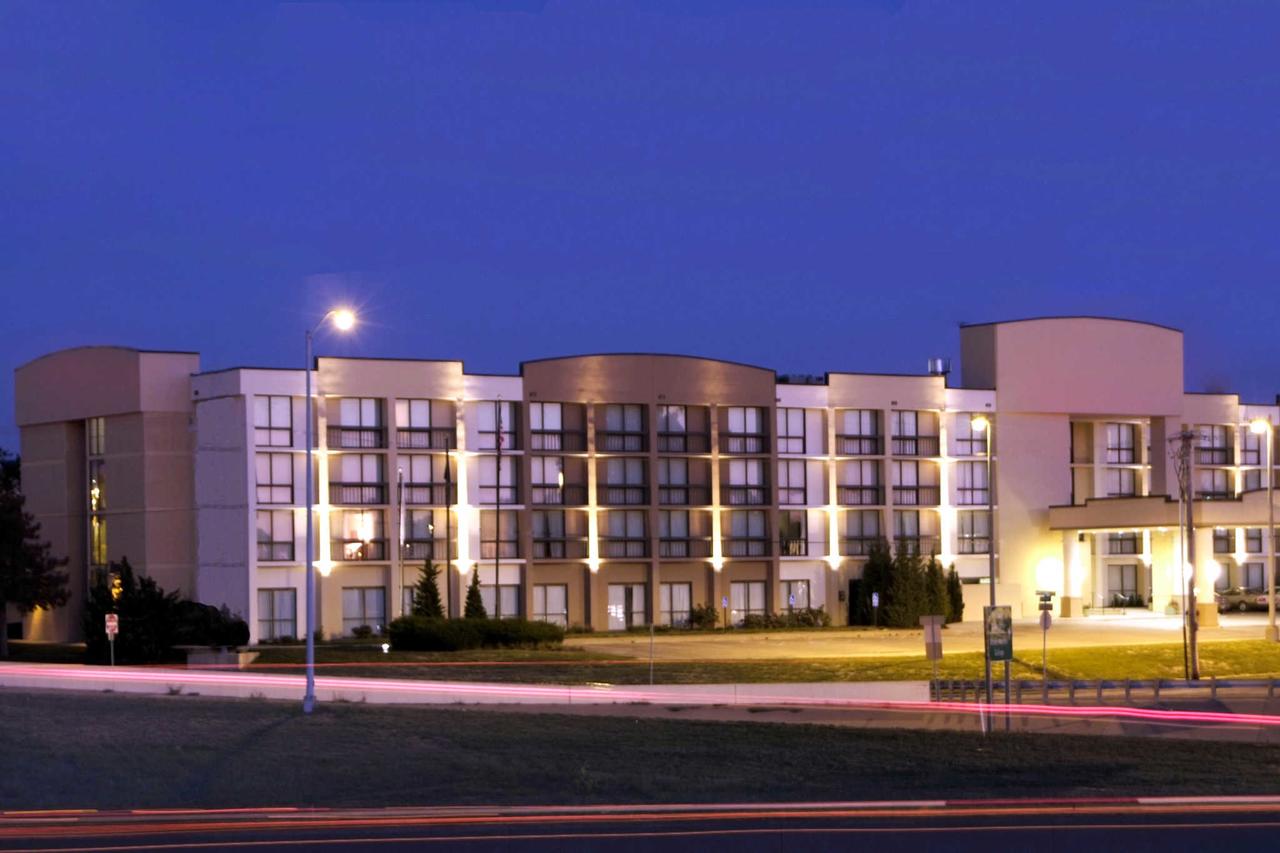 Radisson Hotel Lenexa Overland Park - thumb 0