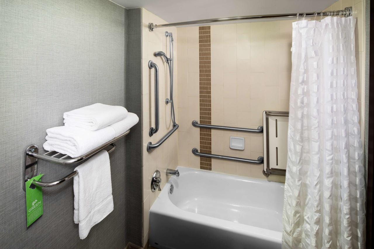 Hyatt Place Topeka - thumb 32