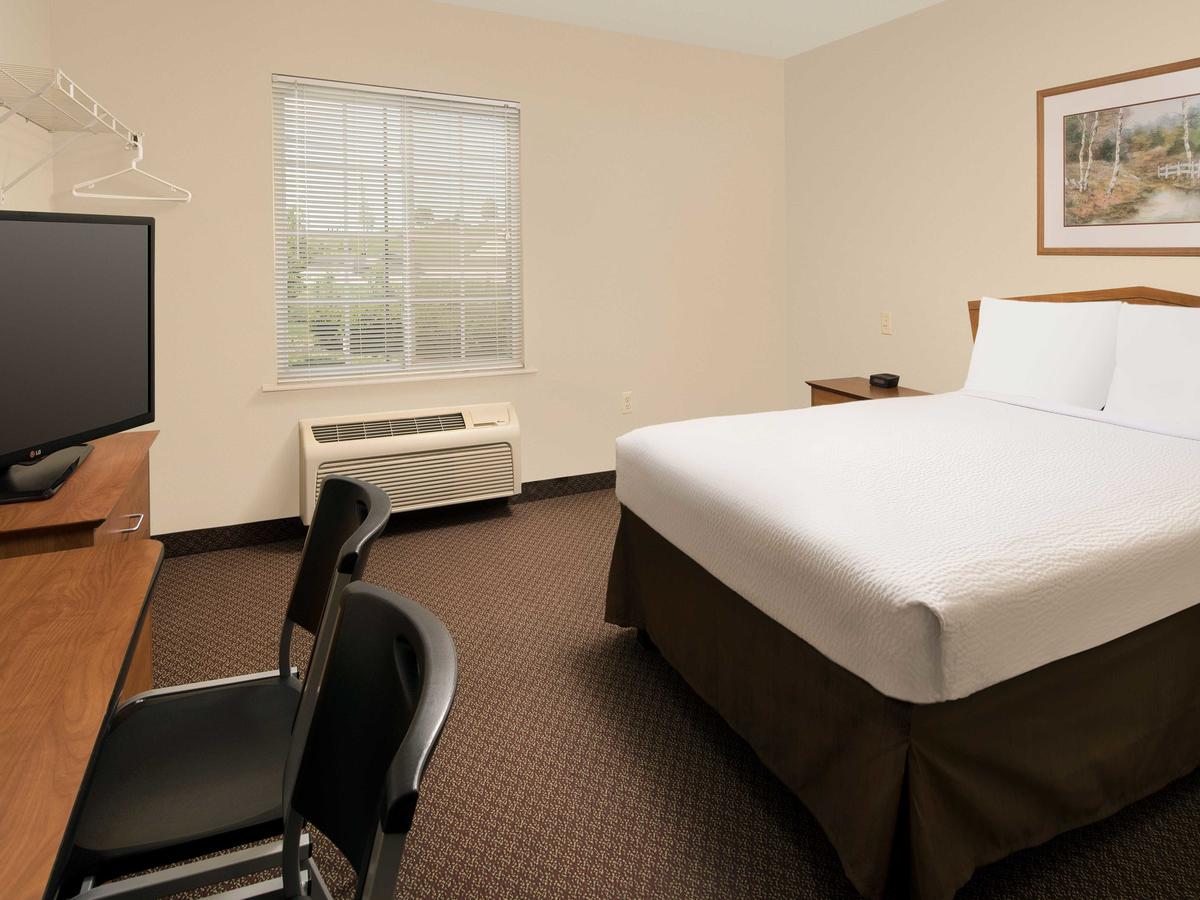 WoodSpring Suites Kansas City Lenexa - thumb 10
