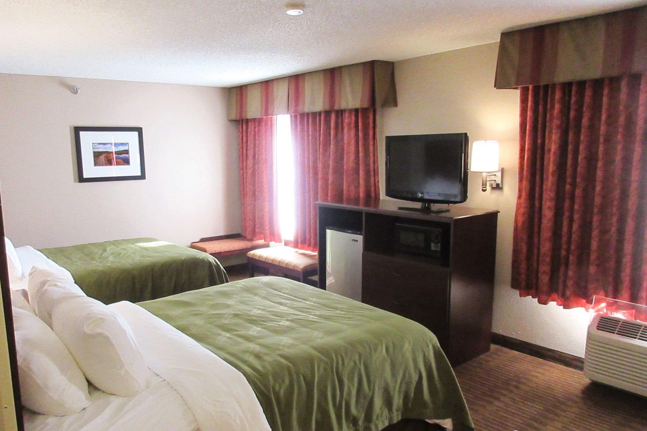 Quality Inn & Suites Lawrence - University Area - thumb 19