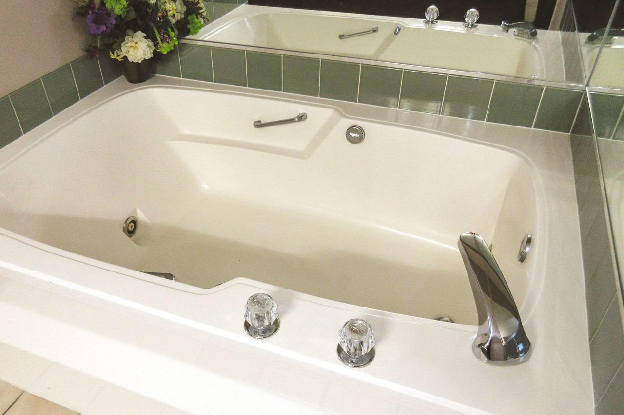 Quality Inn & Suites Lawrence - University Area - thumb 9