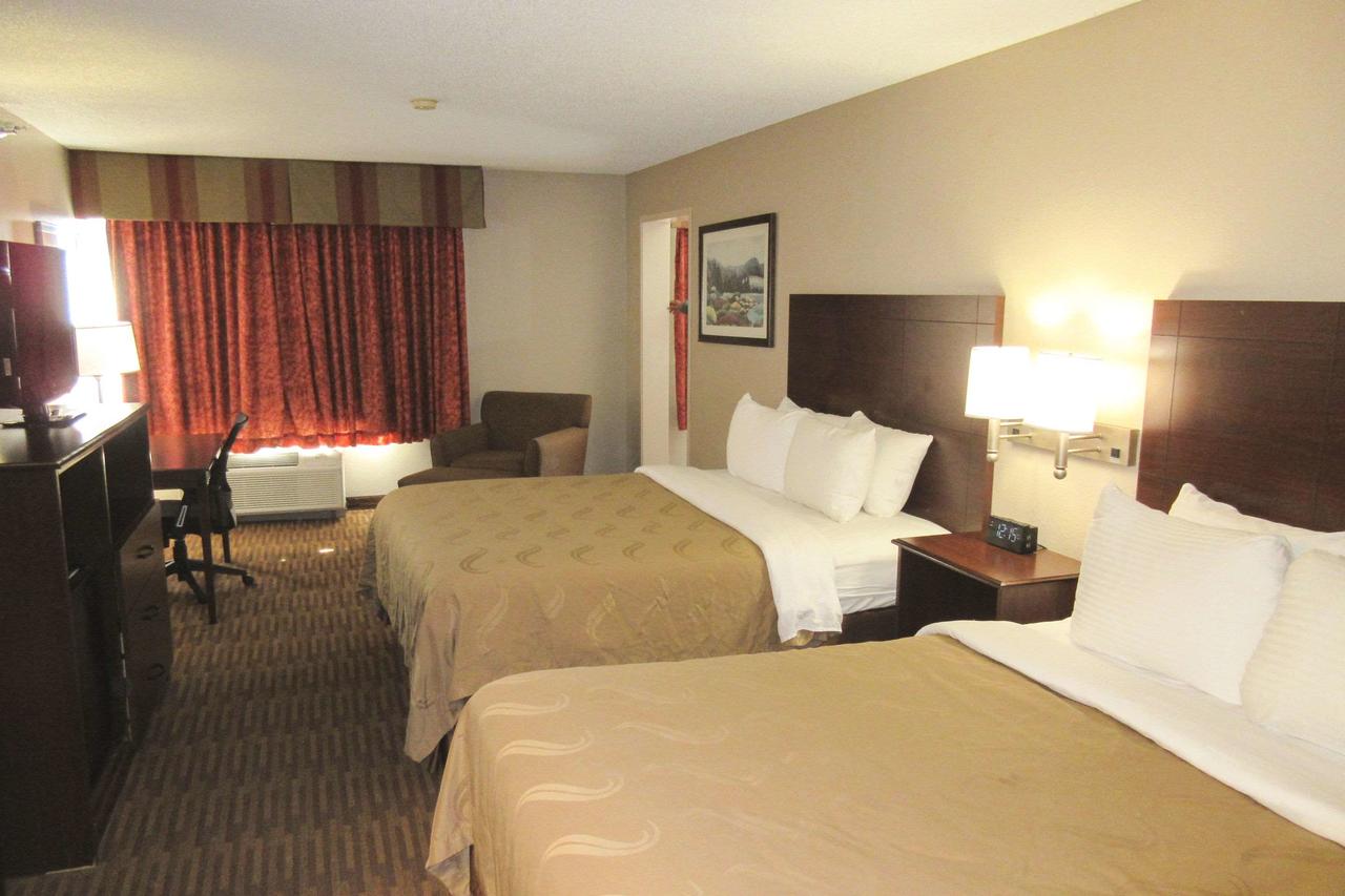 Quality Inn & Suites Lawrence - University Area - thumb 34