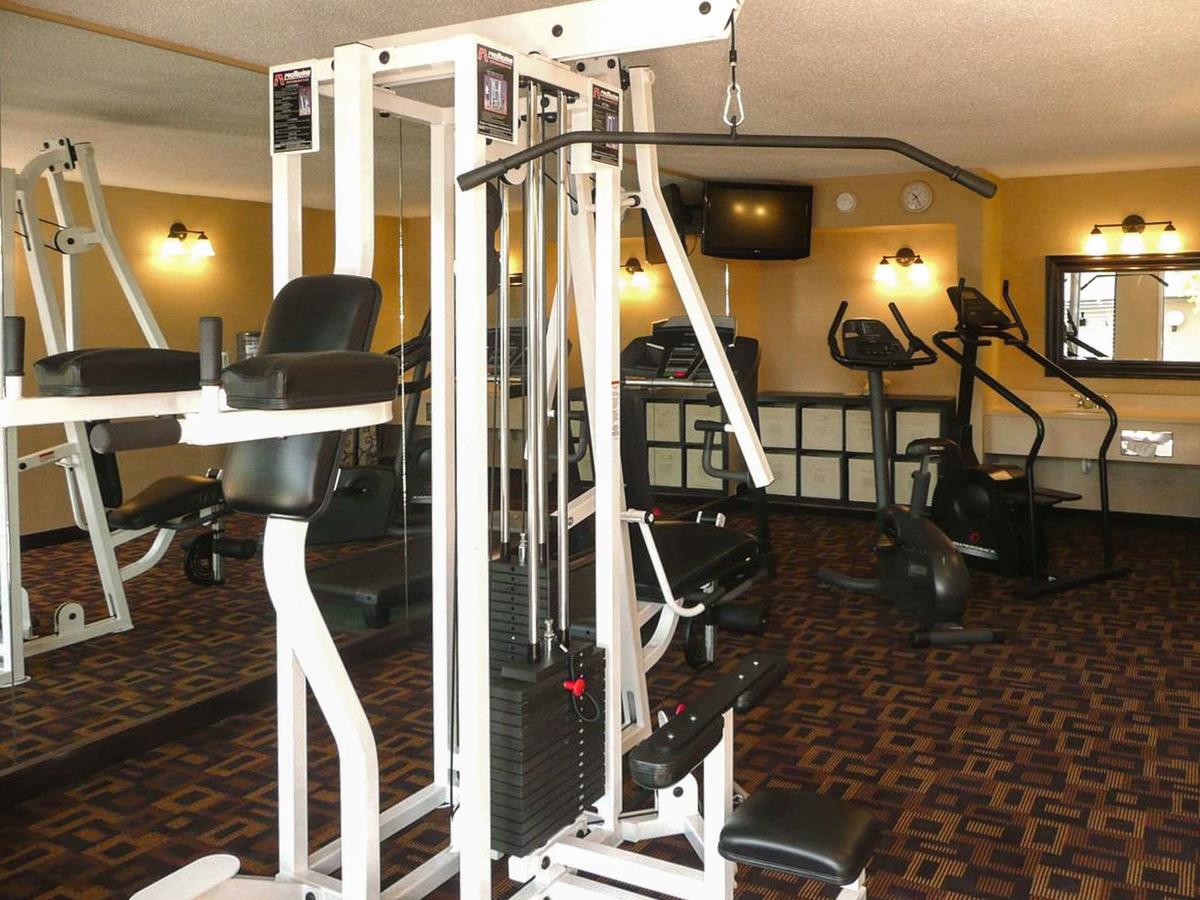 Quality Inn & Suites Lawrence - University Area - thumb 3
