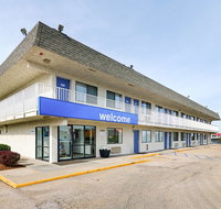 Motel 6 Topeka Northwest - Tourism House