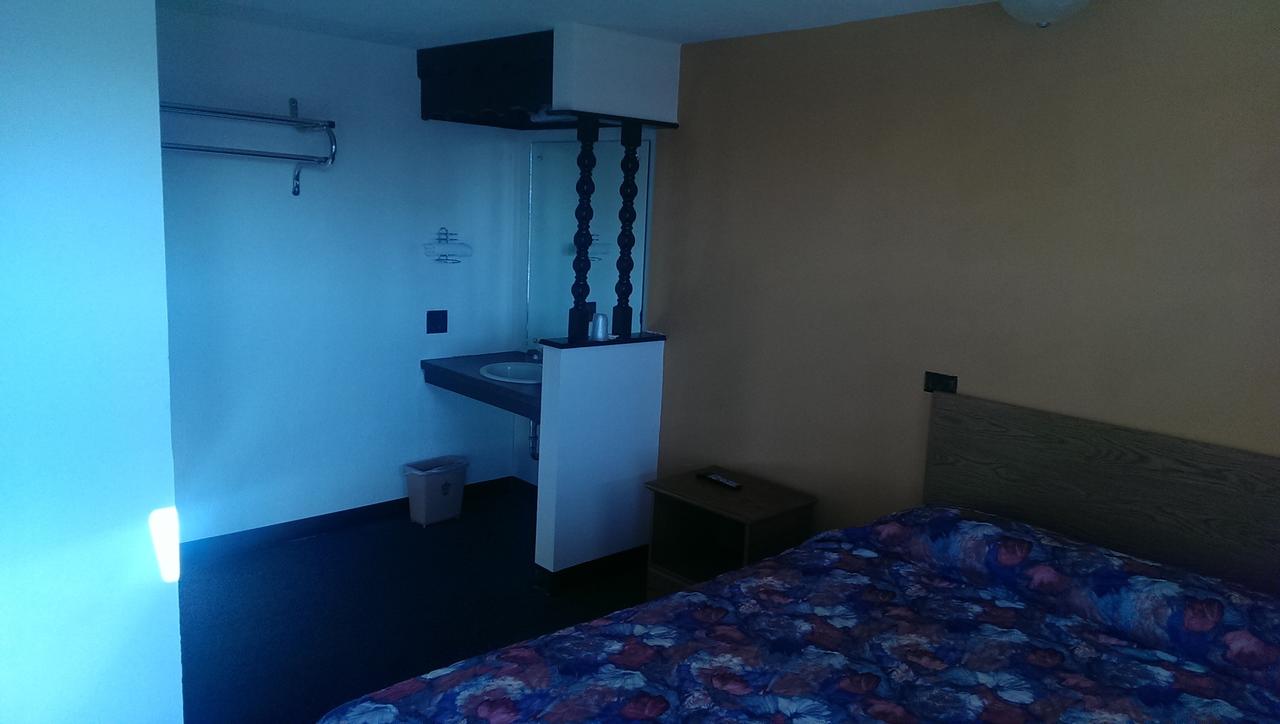 Airport Lodge - thumb 8