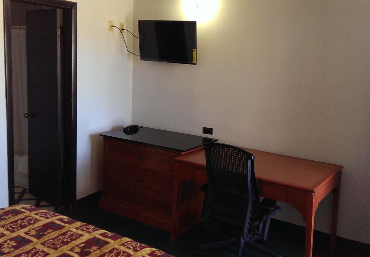 Airport Lodge - thumb 1