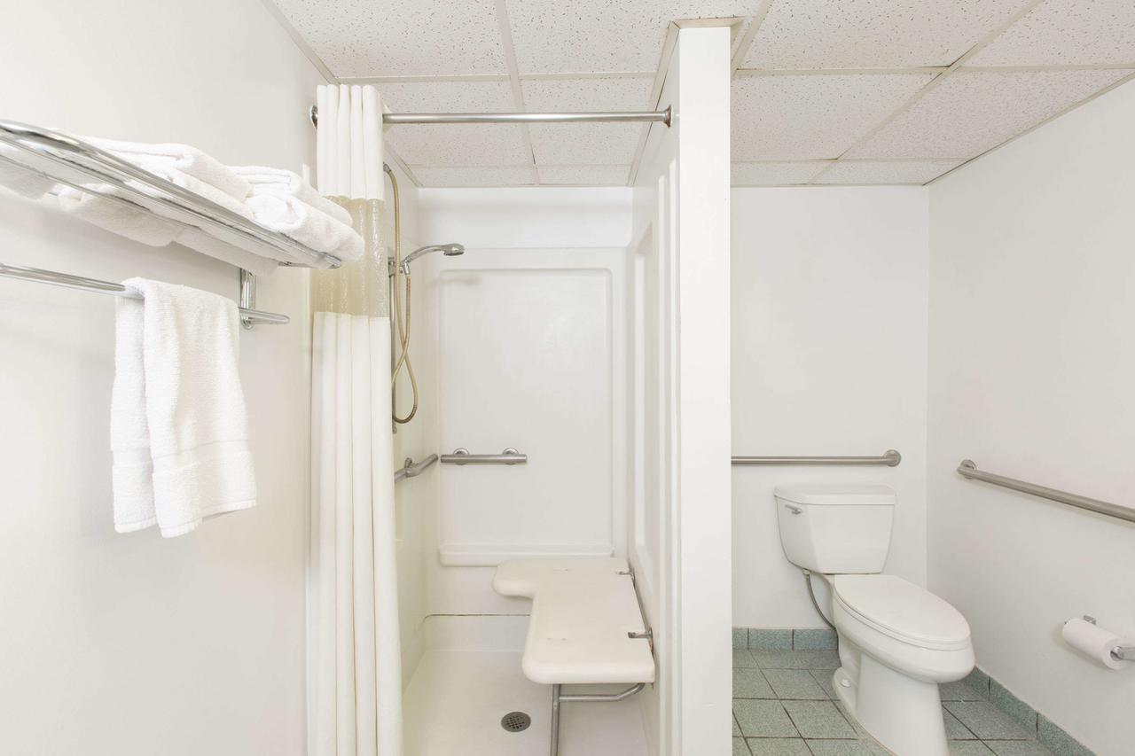 Travelodge By Wyndham Great Bend - thumb 17