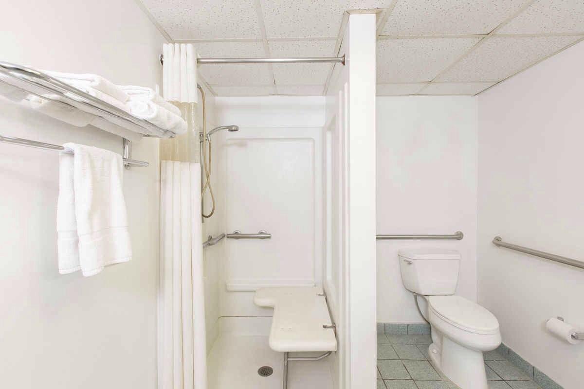 Travelodge By Wyndham Great Bend - thumb 3