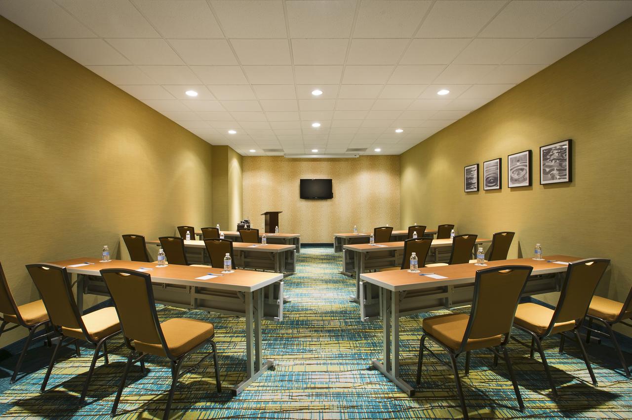 SpringHill Suites By Marriott Lawrence Downtown - thumb 13