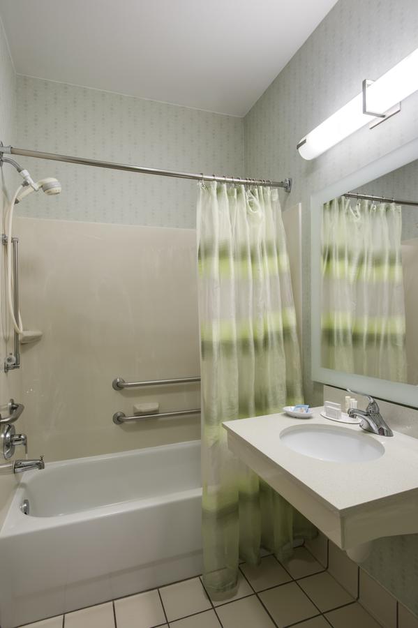 SpringHill Suites By Marriott Lawrence Downtown - thumb 23