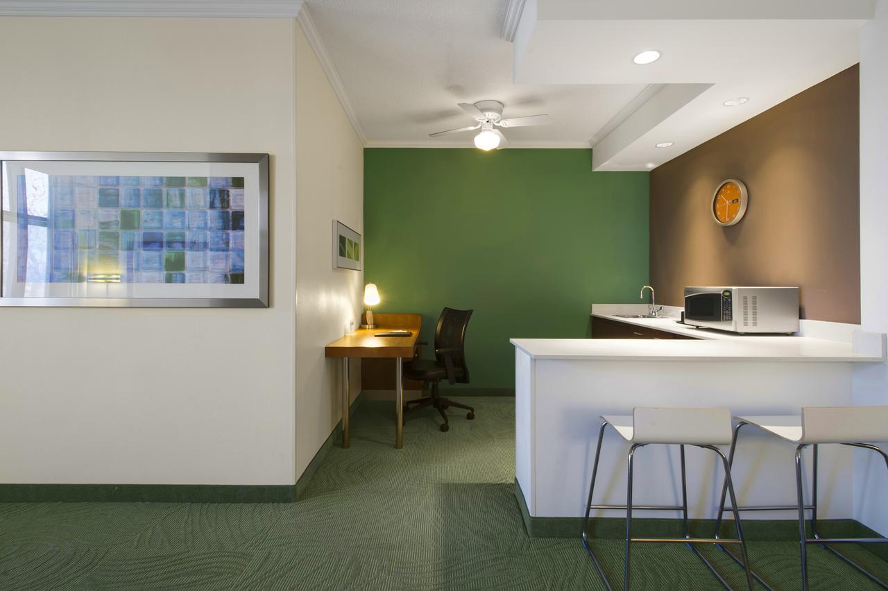 SpringHill Suites By Marriott Lawrence Downtown - thumb 19