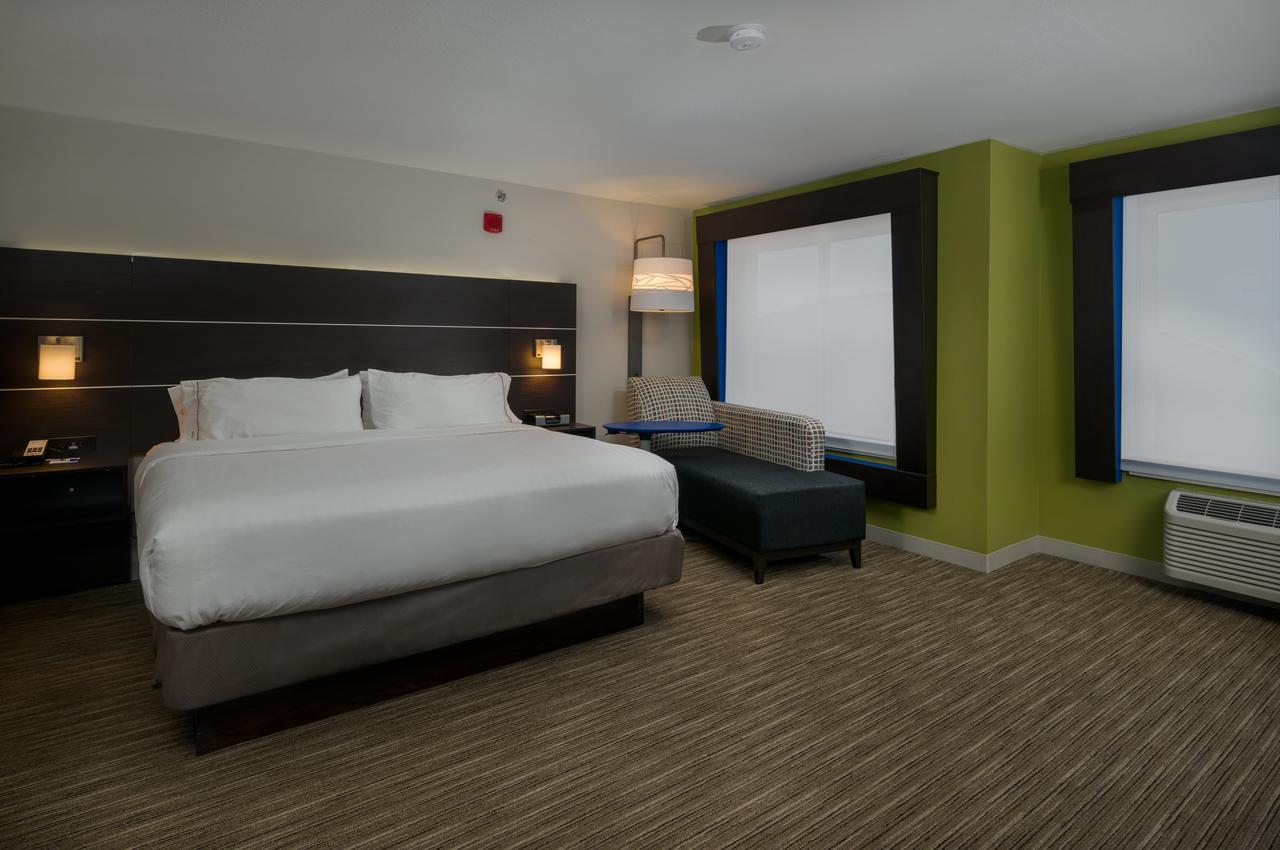 Holiday Inn Express Lawrence - thumb 6