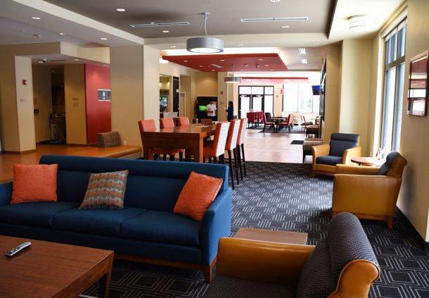 TownePlace Suites By Marriott Lawrence Downtown - thumb 29