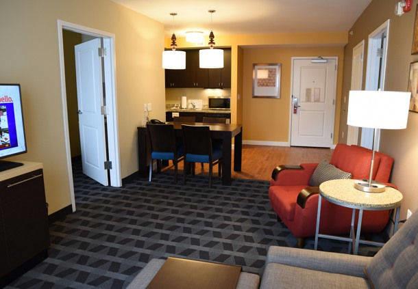 TownePlace Suites By Marriott Lawrence Downtown - thumb 22