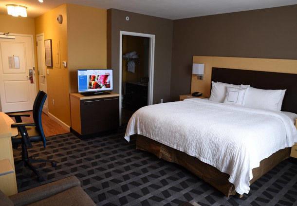 TownePlace Suites By Marriott Lawrence Downtown - thumb 24