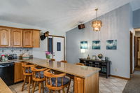 Booking Deer-lodge Tourism House