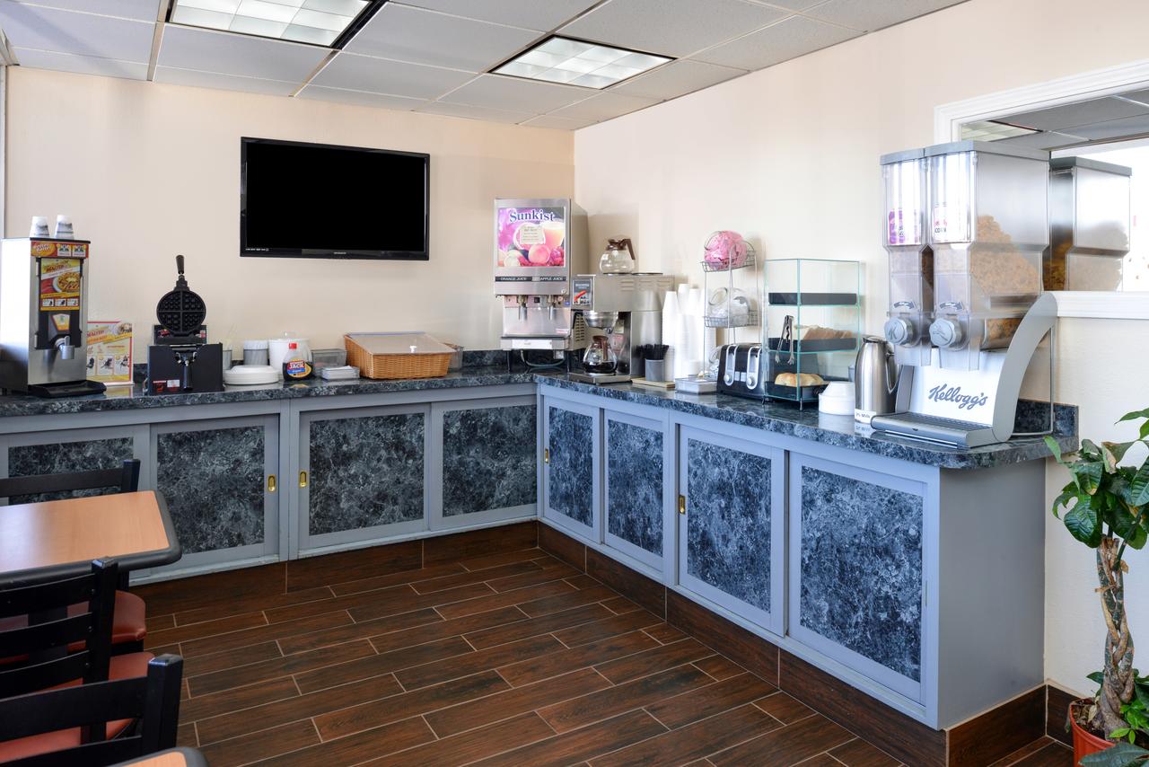 Americas Best Value Inn Berea - thumb 13