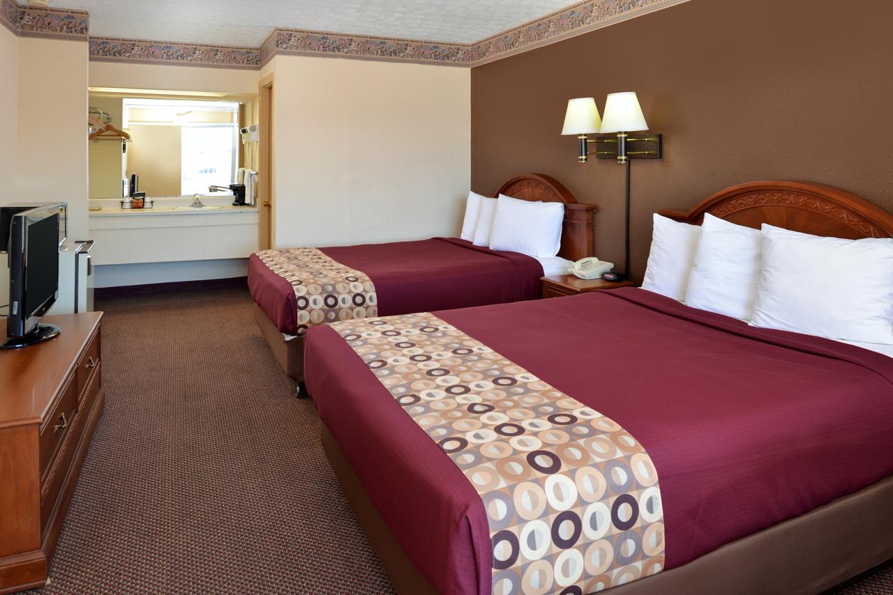 Americas Best Value Inn Berea - thumb 3