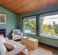 28 Lopez Sound - Tourism House