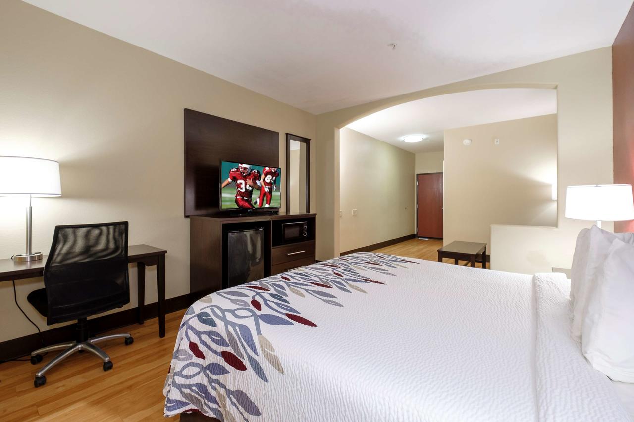 Red Roof Inn & Suites Lake Charles - thumb 33