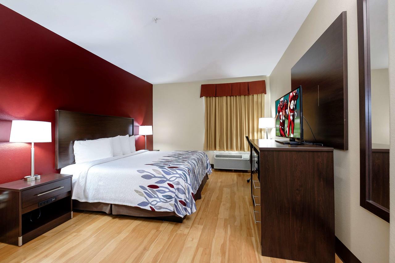 Red Roof Inn & Suites Lake Charles - thumb 29