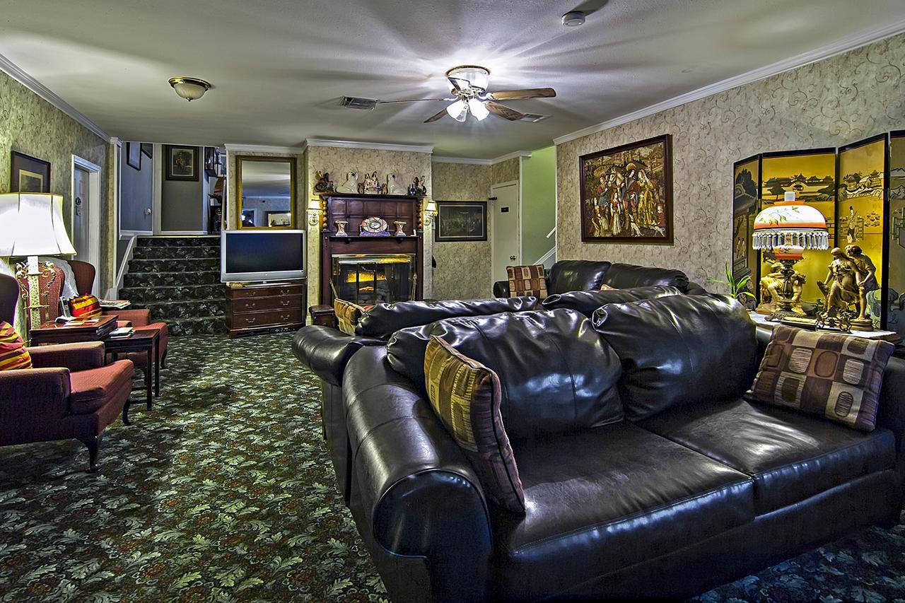 Rose Manor Bed & Breakfast - thumb 20