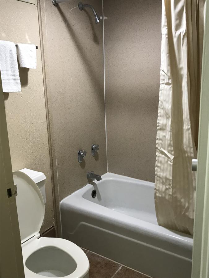 Express Inn - thumb 11