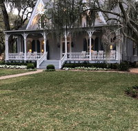 St. Francisville Inn - Tourism House