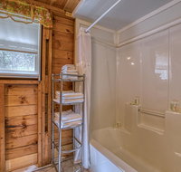 2 Bed 1 Bath Vacation home in Windham - Tourism House