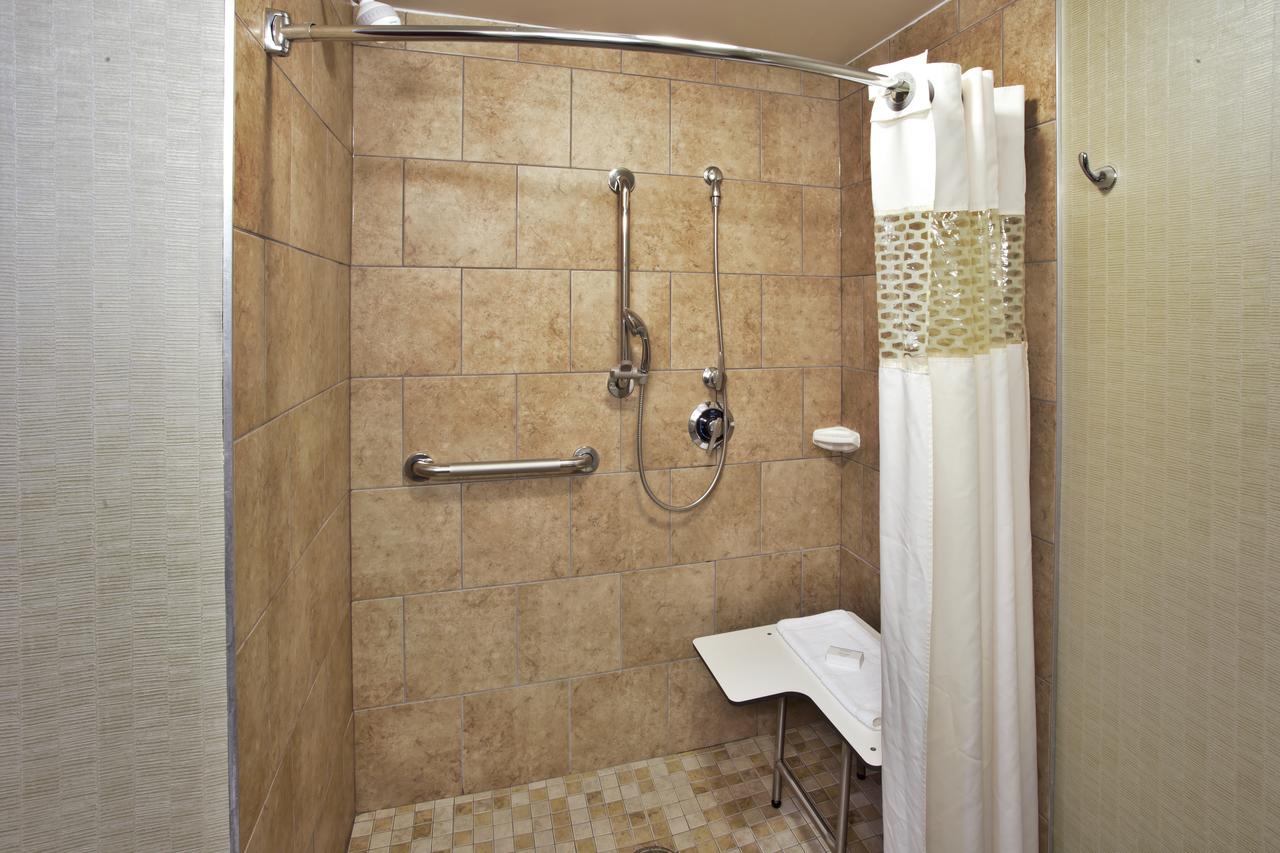 Hampton Inn Bowie - thumb 25