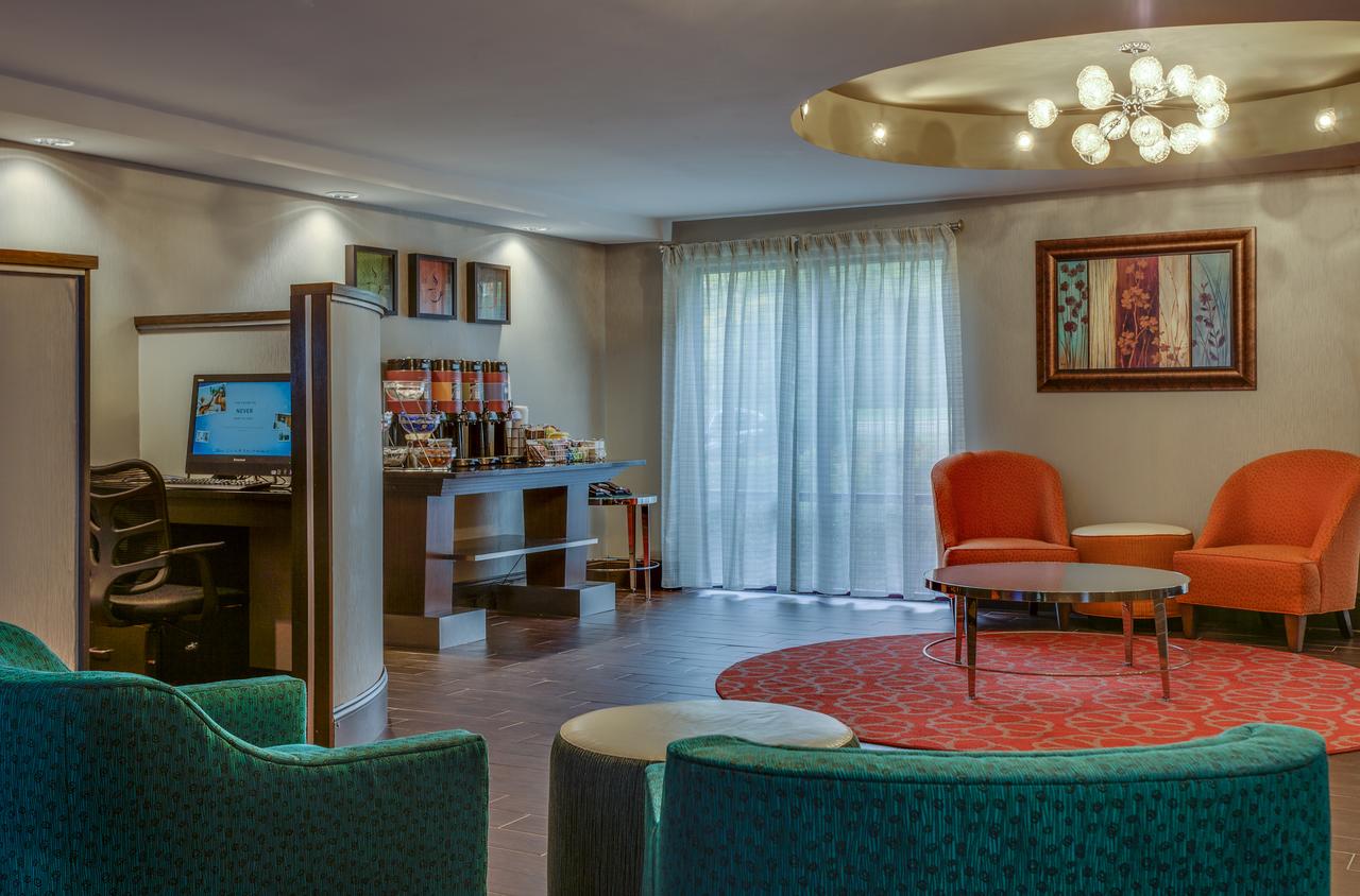 Hampton Inn Bowie - thumb 21