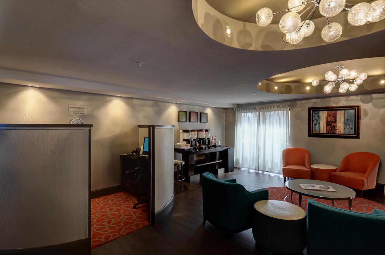 Hampton Inn Bowie - thumb 2