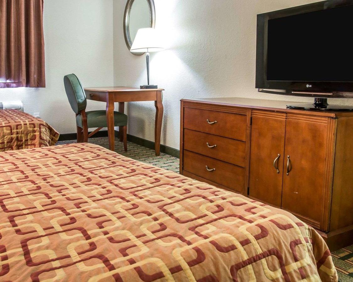 Econo Lodge Kalamazoo - thumb 26