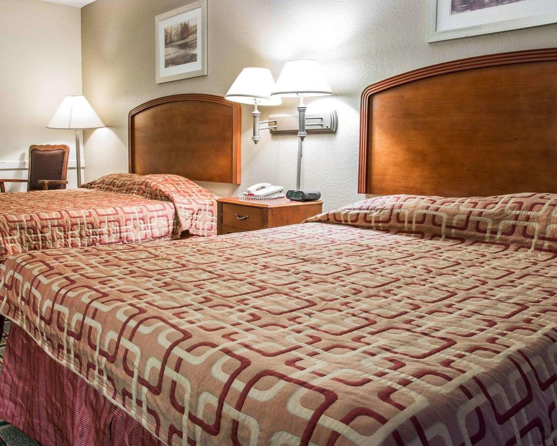 Econo Lodge Kalamazoo - thumb 15