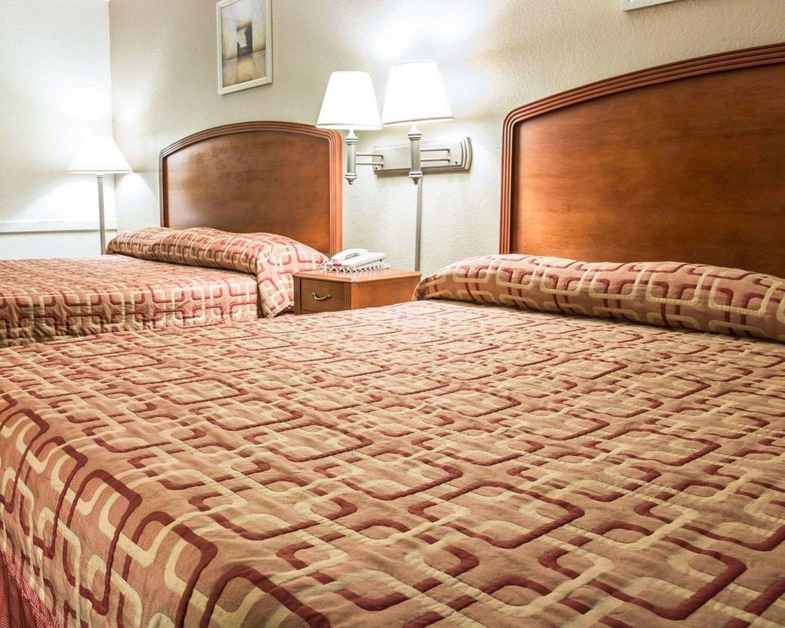 Econo Lodge Kalamazoo - thumb 3