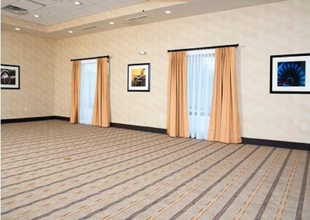 Hampton Inn Kalamazoo - thumb 8