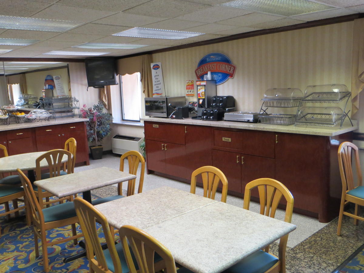 Baymont By Wyndham Kalamazoo - thumb 16