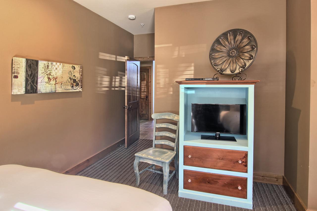 7317 Creekside Condo - thumb 21