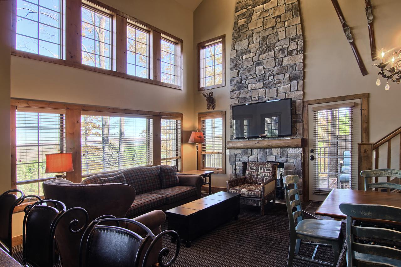 7317 Creekside Condo - thumb 0